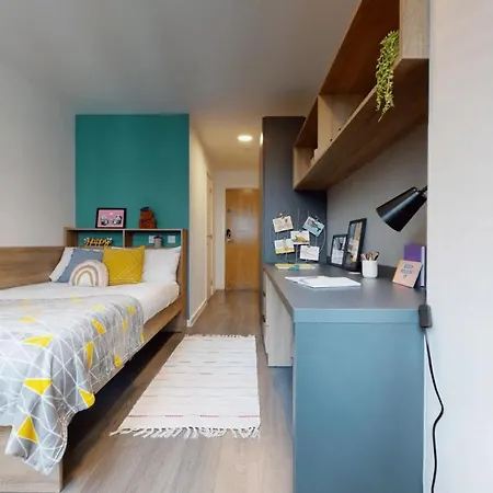 Private Bedrooms With Shared Kitchen, Studios And Apartments At Canvas Wembley In Londres Exterior foto