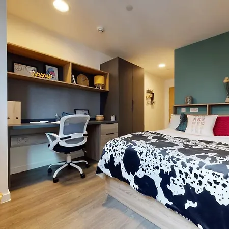 Private Bedrooms With Shared Kitchen, Studios And Apartments At Canvas Wembley In Londres Exterior foto