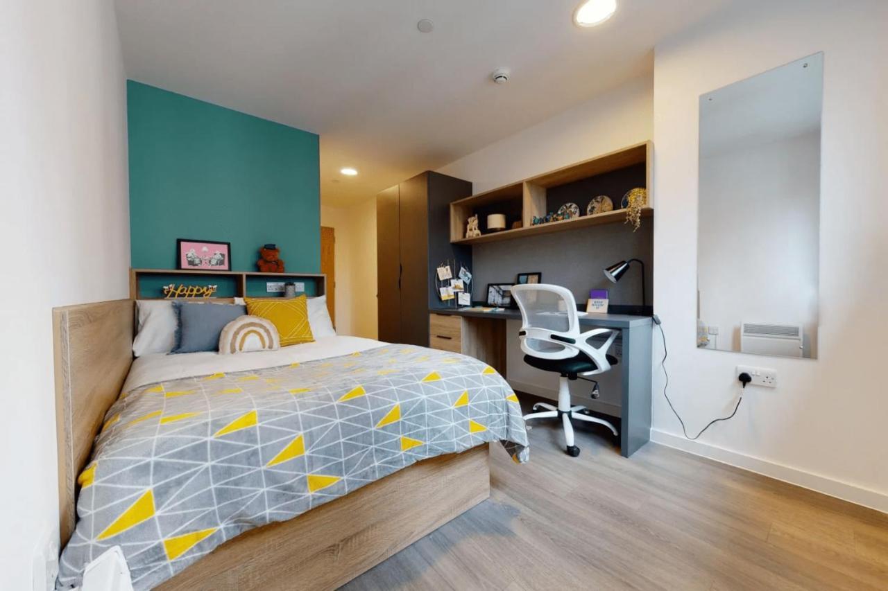 Apartamento Private Bedrooms With Shared Kitchen, And At Canvas Wembley In Londres